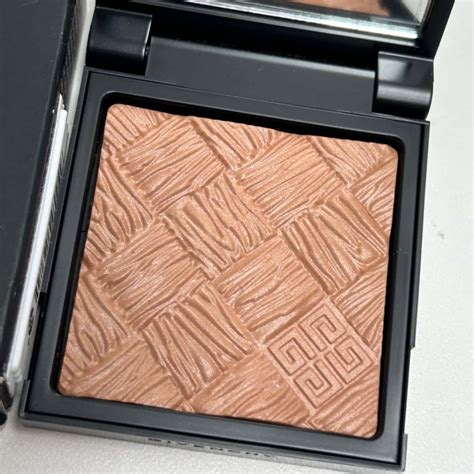 givenchy healthy glow powder croisiere|Sincerely Saf: Givenchy Croisiere Healthy Glow Powder.